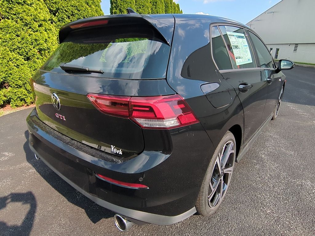 2025 Volkswagen Golf GTI 2.0T SE