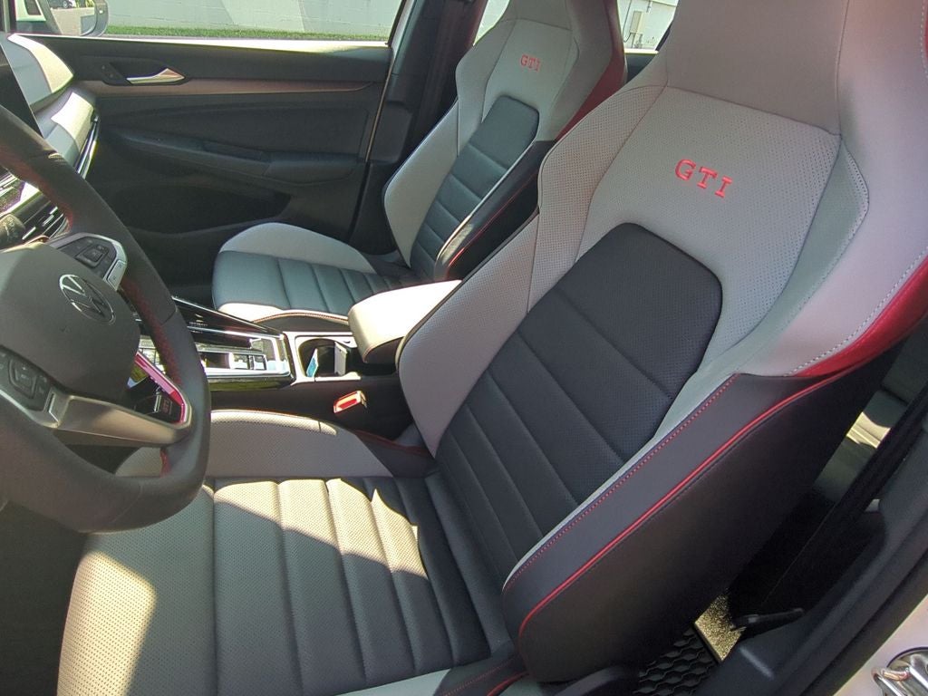 2025 Volkswagen Golf GTI 2.0T SE