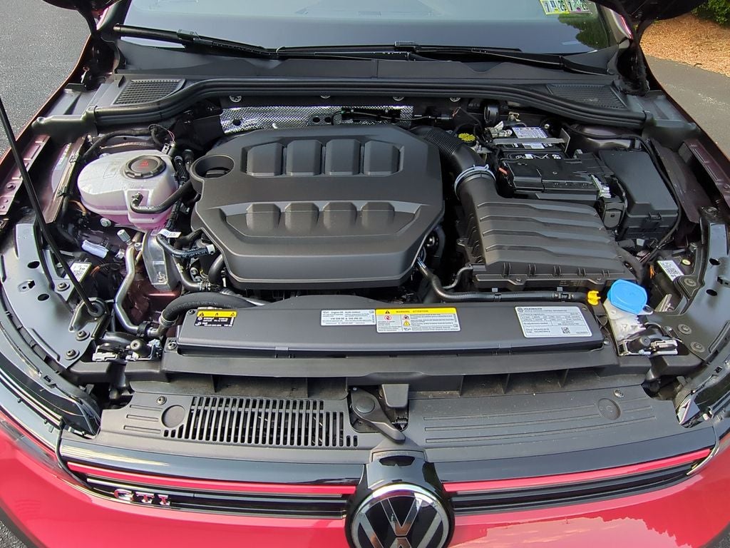 2025 Volkswagen Golf GTI 2.0T SE