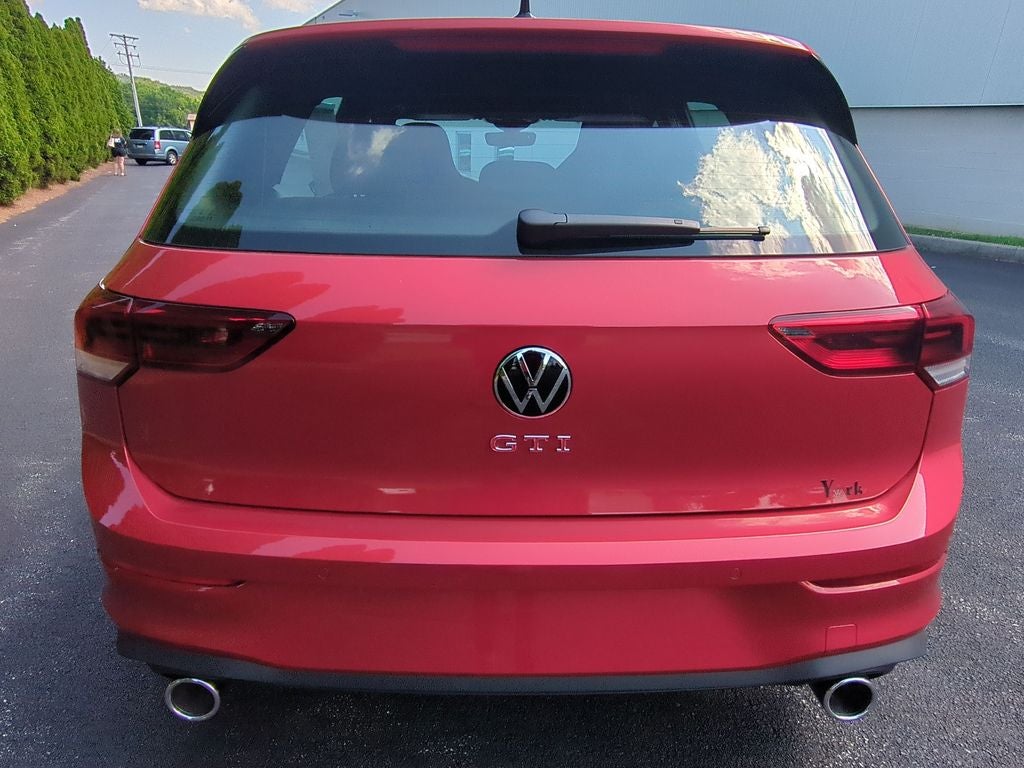 2025 Volkswagen Golf GTI 2.0T SE