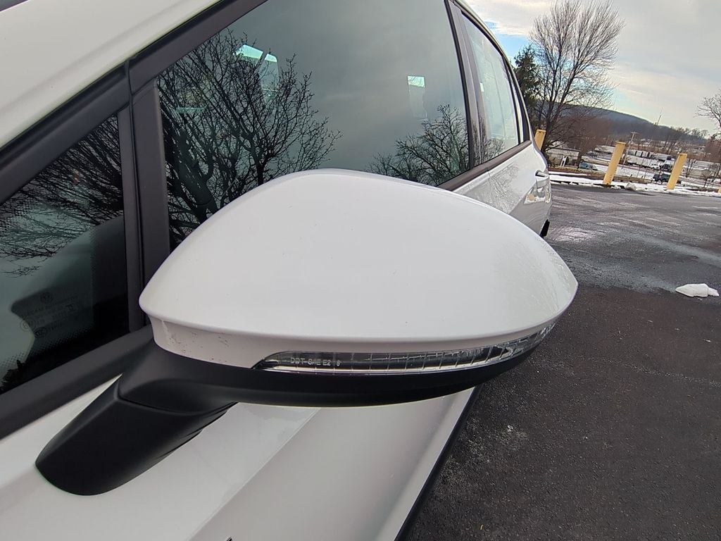 2025 Volkswagen Golf GTI Autobahn