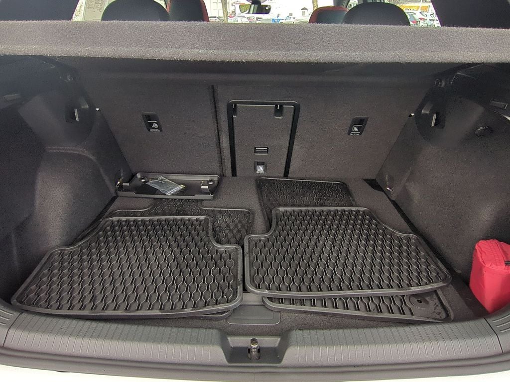 2025 Volkswagen Golf GTI Autobahn