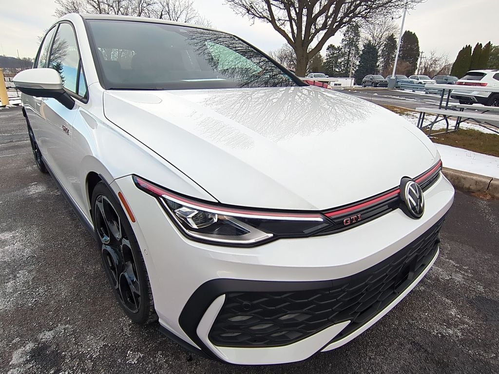 2025 Volkswagen Golf GTI Autobahn