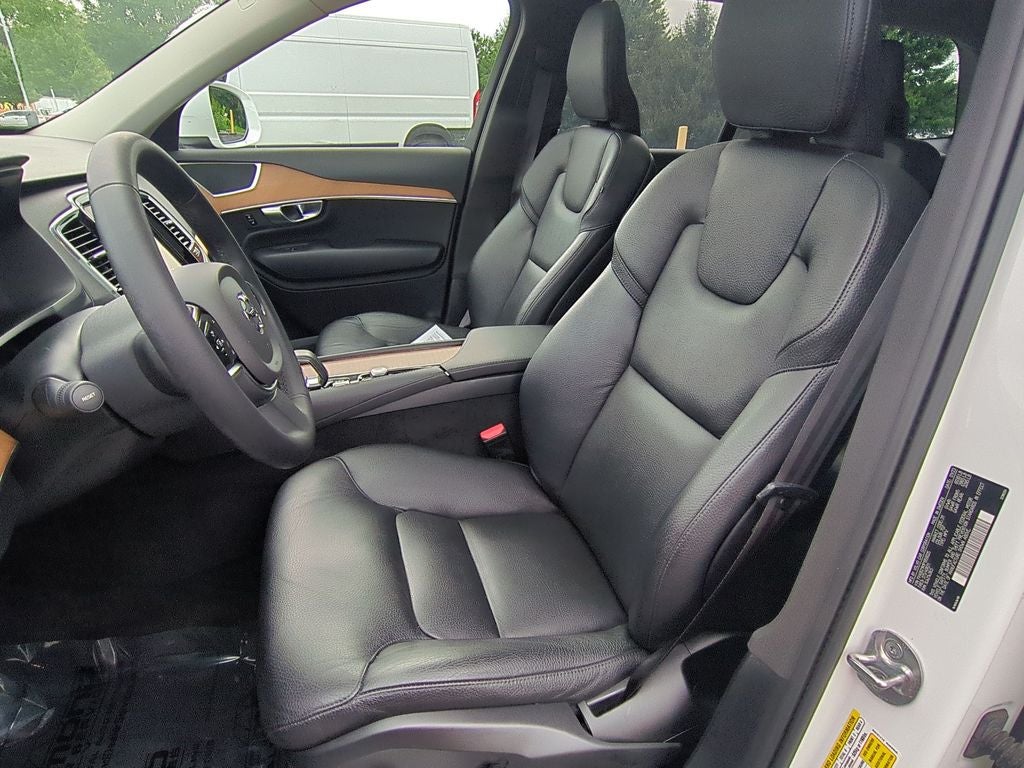 2023 Volvo XC90 B6 Plus 6-Seater