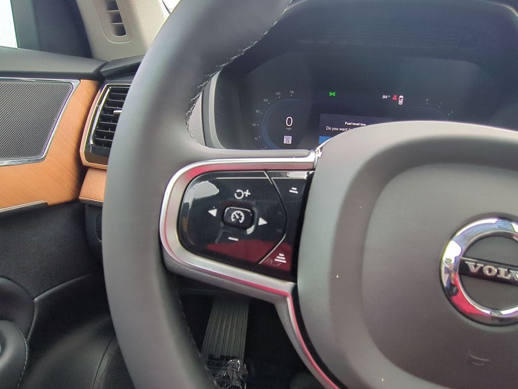 2023 Volvo XC90 B6 Plus 6-Seater