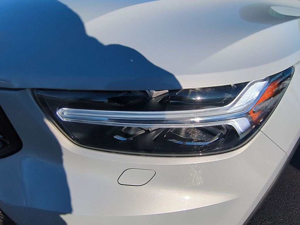 2021 Volvo XC40 R-Design