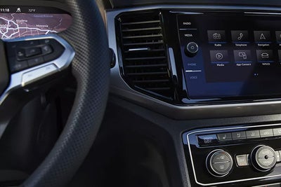 2023 Volkswagen Atlas Cross Sport technology